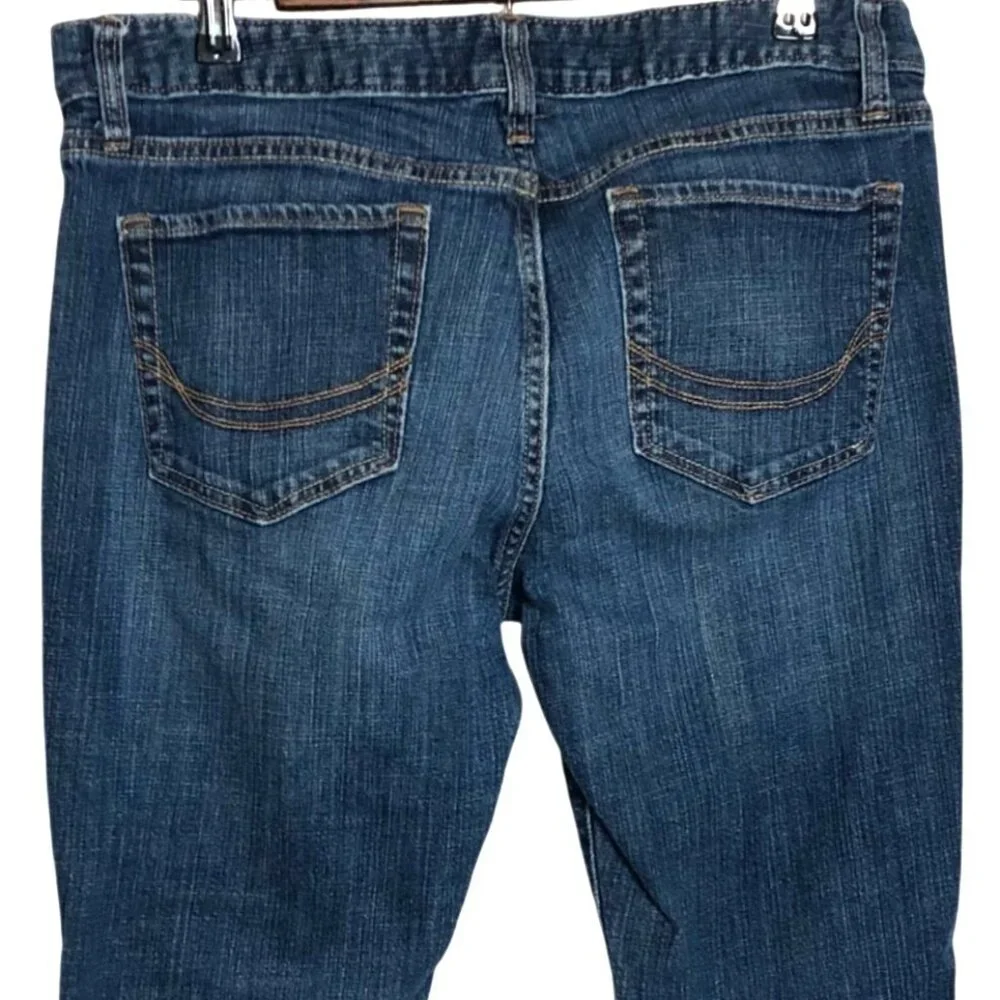 Old Navy Womens Bootcut Jeans Medium Wash Denim Size 8 - Picture 4 of 9